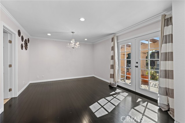 Detail Gallery Image 22 of 35 For 16513 Moorpark St, Encino,  CA 91436 - 5 Beds | 5/1 Baths