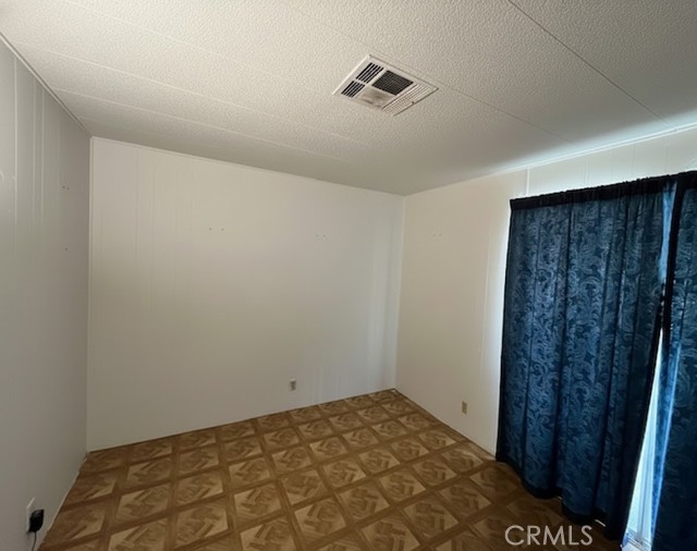 Detail Gallery Image 11 of 27 For 1895 W Devonshire Ave Space 42 #42,  Hemet,  CA 92545 - 2 Beds | 2 Baths