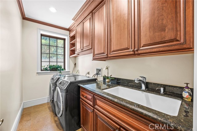 Detail Gallery Image 31 of 75 For 328 N Terrace View Dr, Monrovia,  CA 91016 - 4 Beds | 5 Baths