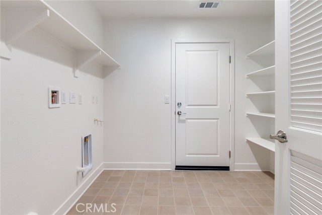 1577 Harmonie Lane, Beaumont CA: https://media.crmls.org/medias/05506459-36c8-4e8a-ad00-6776a62ebb09.jpg