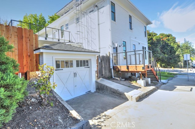 1700 Osos Street, San Luis Obispo CA: https://media.crmls.org/medias/055217e5-1365-4d44-bcb8-99dc7a395454.jpg