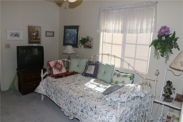 Detail Gallery Image 11 of 16 For 40127 Dream St, Big Bear Lake,  CA 92315 - 2 Beds | 2 Baths