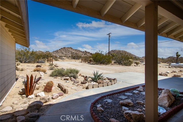 Detail Gallery Image 11 of 43 For 63257 Wagon Wheel Rd, Joshua Tree,  CA 92252 - 4 Beds | 2 Baths