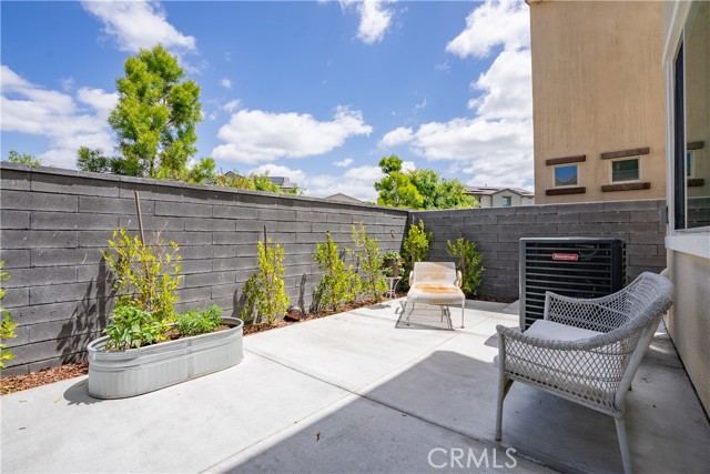Detail Gallery Image 4 of 75 For 962 Longhorn Way, Rancho Mission Viejo,  CA 92694 - 3 Beds | 2/1 Baths