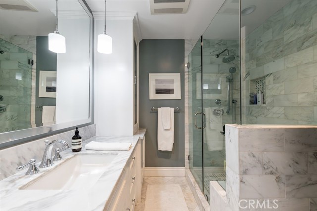 5433 Castle Knoll Road, La Canada Flintridge CA: https://media.crmls.org/medias/0554221e-8d37-4faf-b338-0f3be7117945.jpg
