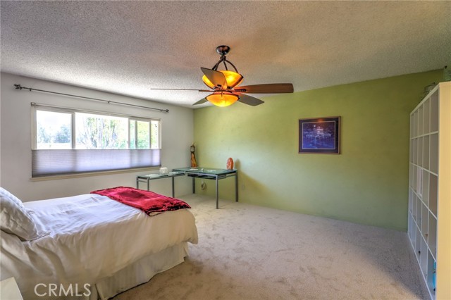 Detail Gallery Image 26 of 44 For 6961 via Angelina Dr, Huntington Beach,  CA 92647 - 5 Beds | 3 Baths