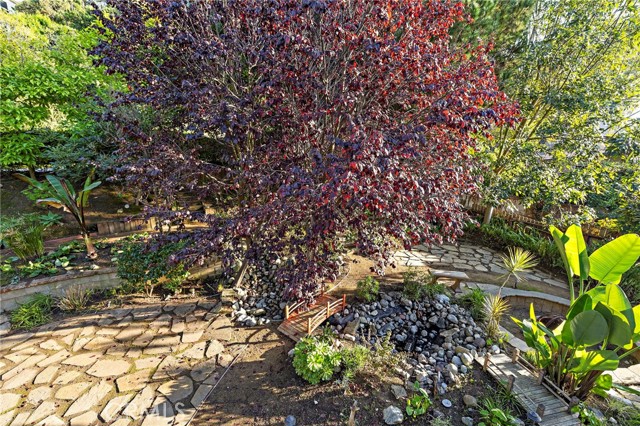 Detail Gallery Image 13 of 18 For 945 Park Ave, Laguna Beach,  CA 92651 - 2 Beds | 2 Baths