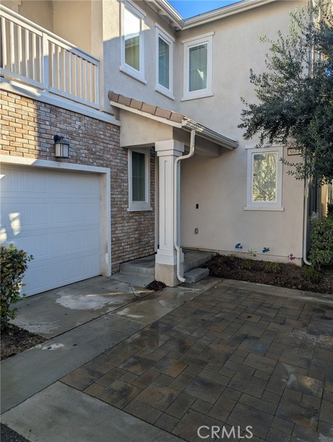 Detail Gallery Image 2 of 20 For 8667 Autumn Path St, Chino,  CA 91708 - 4 Beds | 3/1 Baths