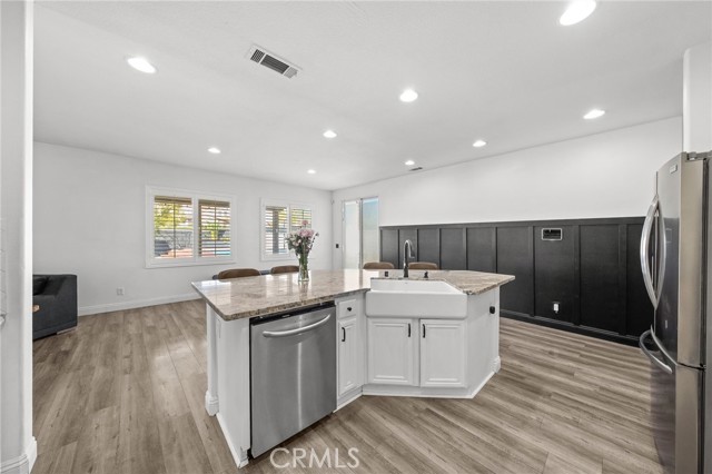 Detail Gallery Image 14 of 54 For 27497 Yellow Wood Way, Murrieta,  CA 92562 - 6 Beds | 4 Baths