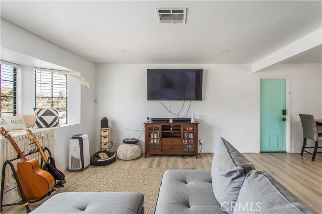 Detail Gallery Image 6 of 28 For 54610 Primavera Dr, Yucca Valley,  CA 92284 - 3 Beds | 2 Baths