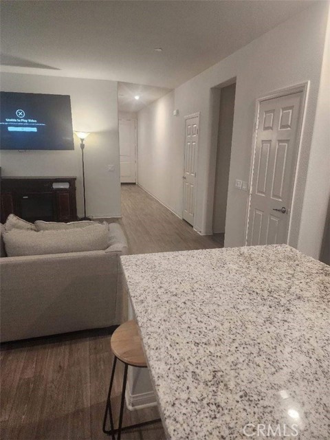 Detail Gallery Image 2 of 12 For 1781 Iris, San Jacinto,  CA 92583 - 3 Beds | 2 Baths