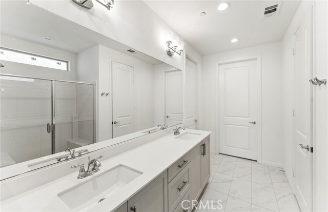 25281 Violane Drive, Menifee CA: https://media.crmls.org/medias/055699f2-8408-423b-b871-6d12c8ac2d50.jpg