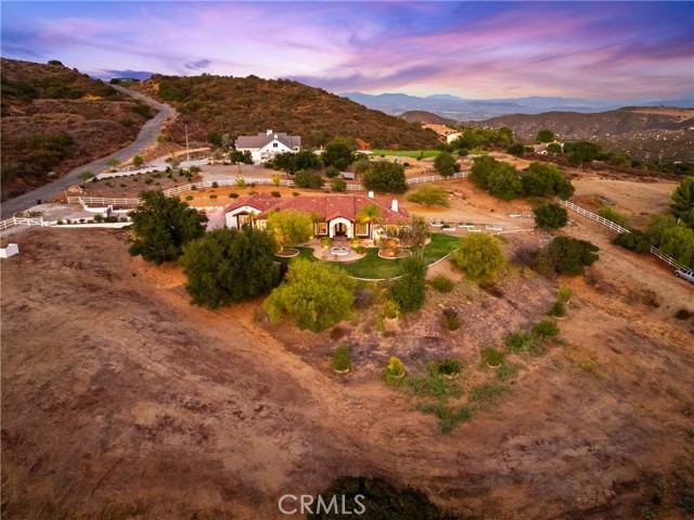 Detail Gallery Image 1 of 9 For 21977 Paseo Chico, Murrieta,  CA 92562 - 4 Beds | 3/1 Baths