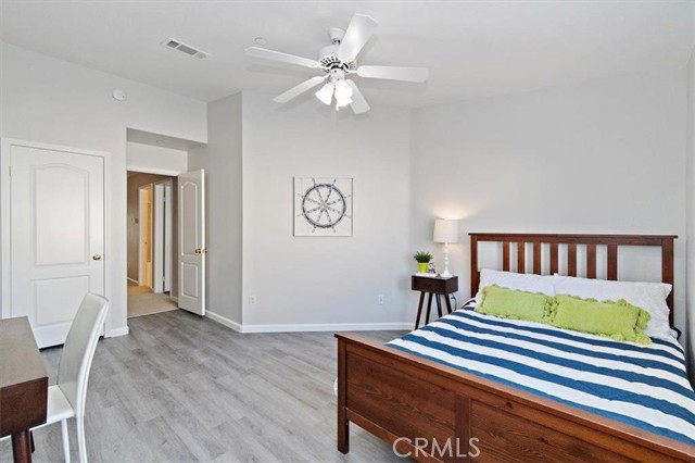 Detail Gallery Image 14 of 17 For 630 Meyer Ln #D,  Redondo Beach,  CA 90278 - 3 Beds | 2/1 Baths