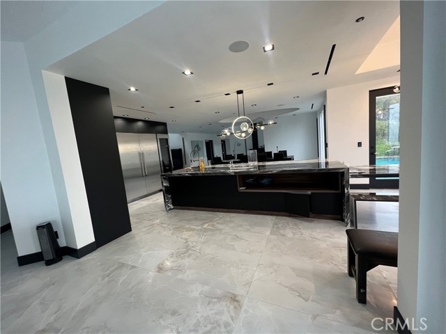 70 Dapplegray Road, Bell Canyon CA: https://media.crmls.org/medias/055797d7-3ebf-4d52-b0bc-21efbe7ffc40.jpg