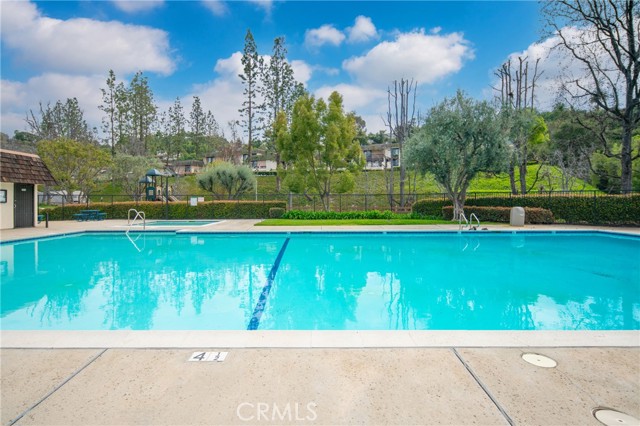 Detail Gallery Image 26 of 31 For 762 Smokewood Ln, San Dimas,  CA 91773 - 3 Beds | 2/1 Baths