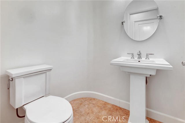 Detail Gallery Image 14 of 33 For 131 Stallion, Irvine,  CA 92602 - 4 Beds | 2/1 Baths