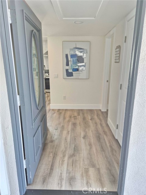 Detail Gallery Image 3 of 21 For 14201 Wiltshire, Westminster,  CA 92683 - 4 Beds | 2 Baths