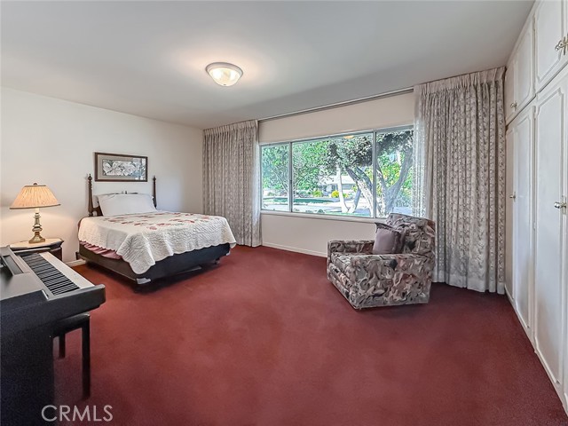 Image 31 of 60 For 17424 Superior