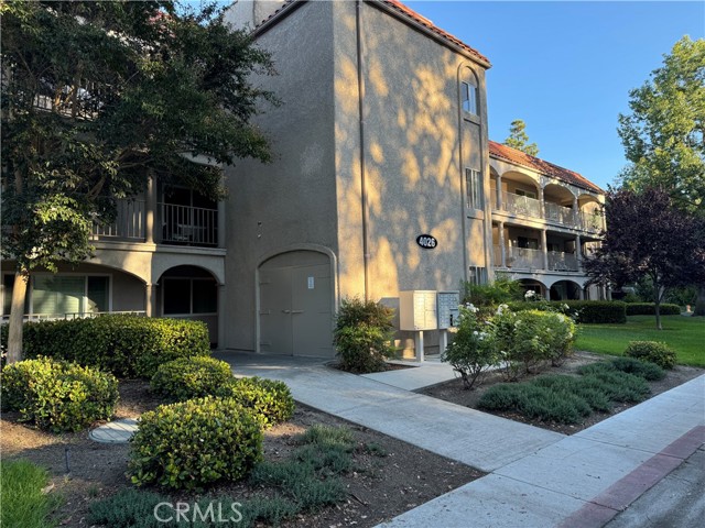 4026 Calle Sonora Este, Laguna Woods CA: https://media.crmls.org/medias/05595efc-401c-4473-84ca-eb713f1fce76.jpg