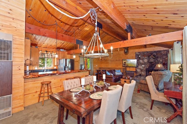 Detail Gallery Image 9 of 42 For 740 Cove Dr, Big Bear Lake,  CA 92315 - 3 Beds | 2 Baths