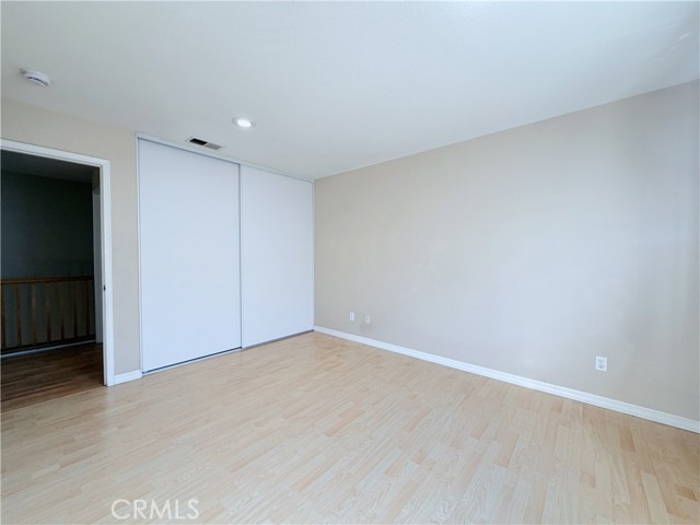 Detail Gallery Image 15 of 36 For 5793 Oakdale Ln, Fontana,  CA 92336 - 5 Beds | 3 Baths