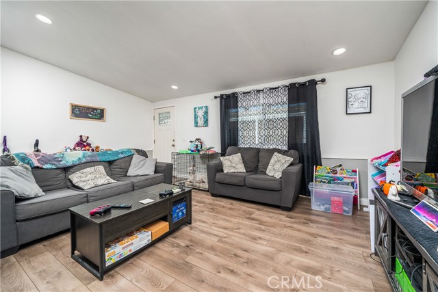 Detail Gallery Image 13 of 36 For 2755 Arrow Hwy #64,  La Verne,  CA 91750 - 4 Beds | 2 Baths