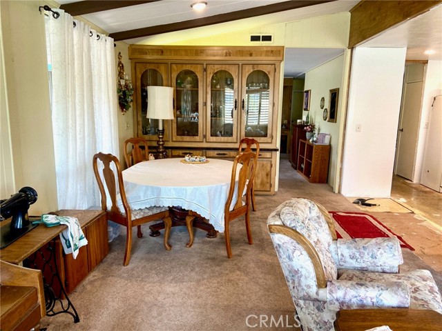 15111 Pipeline Avenue, Chino Hills CA: https://media.crmls.org/medias/055adb65-3141-449e-b649-ae1574bb0090.jpg