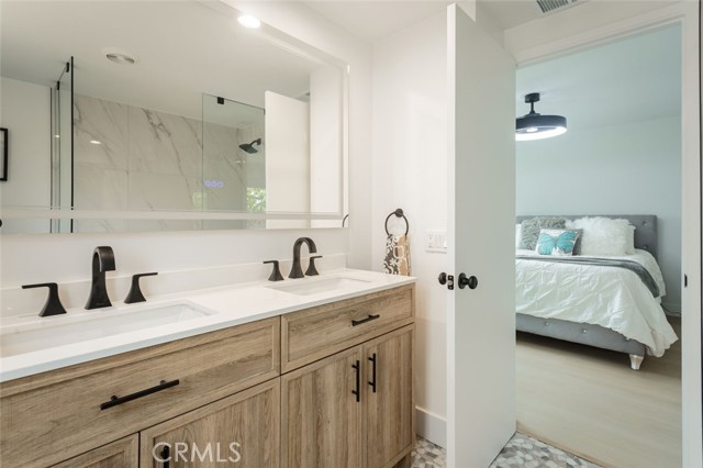7231 Siena Avenue, Westminster CA: https://media.crmls.org/medias/055b175d-cc10-449e-bcd9-cc7bebac48f7.jpg