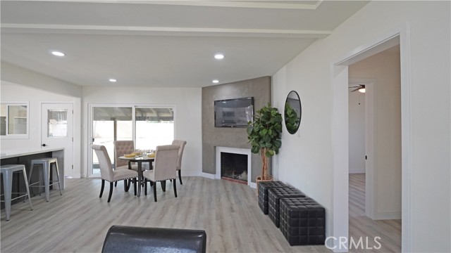 Detail Gallery Image 21 of 52 For 400 E Cornell Dr, Rialto,  CA 92376 - 3 Beds | 2 Baths
