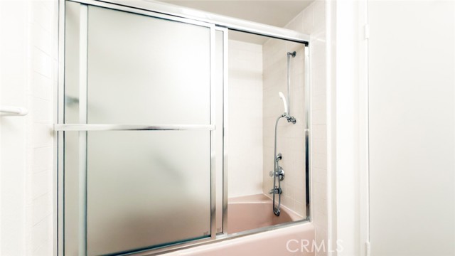 Detail Gallery Image 17 of 26 For 666 via Los Altos #B,  Laguna Woods,  CA 92637 - 2 Beds | 2 Baths