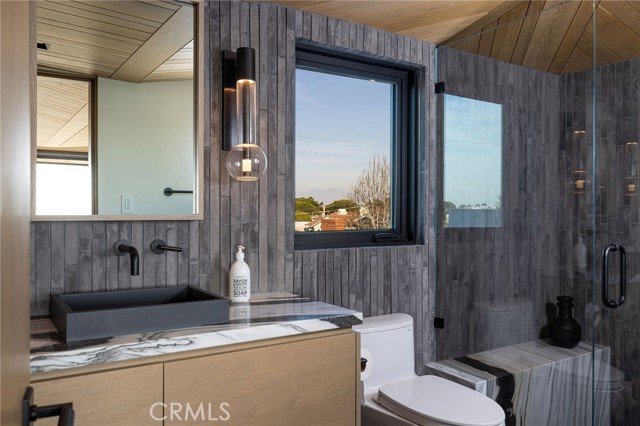2304 Cliff, Newport Beach CA: https://media.crmls.org/medias/055c25d8-a447-4784-8e21-ddf51c76444e.jpg
