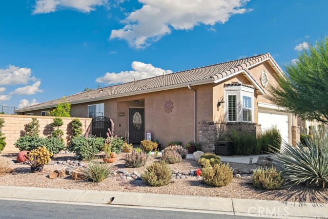 Detail Gallery Image 1 of 53 For 130 Lopez Way, Hemet,  CA 92545 - 3 Beds | 2 Baths