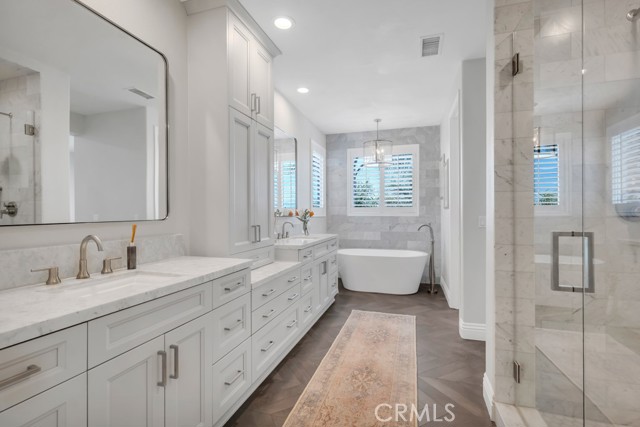 24234 Reyes Adobe Way, Valencia CA: https://media.crmls.org/medias/055cb02e-3a8a-4751-aa0f-0d83ffe7c37d.jpg