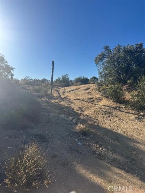 44456 Broken Wheel, Anza CA: https://media.crmls.org/medias/055cb39a-5d97-45c3-b0f3-4a2558197b3e.jpg