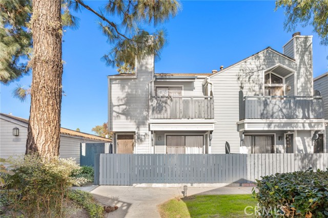 Detail Gallery Image 2 of 14 For 7330 Quill #56,  Downey,  CA 90242 - 2 Beds | 1 Baths