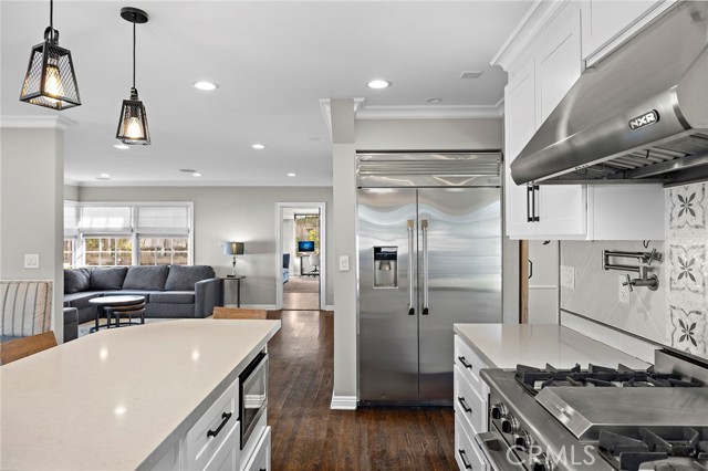 Detail Gallery Image 7 of 28 For 3930 Myrtle, Long Beach,  CA 90807 - 3 Beds | 3/1 Baths