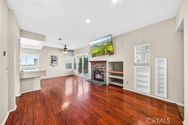 Detail Gallery Image 10 of 52 For 30752 Canterfield Dr, Temecula,  CA 92592 - 4 Beds | 2/1 Baths