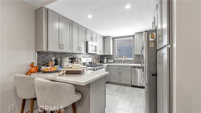 Detail Gallery Image 15 of 39 For 26971 Flo Ln, #153,  Canyon Country,  CA 91351 - 2 Beds | 2 Baths