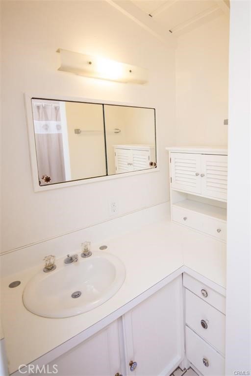 31612 Santa Rosa Drive, Laguna Beach CA: https://media.crmls.org/medias/055f3db4-824a-4957-846a-88e4643caede.jpg