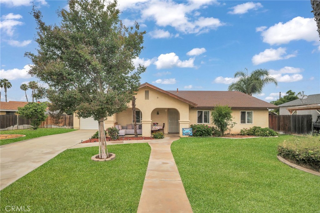 7863 Railroad Avenue