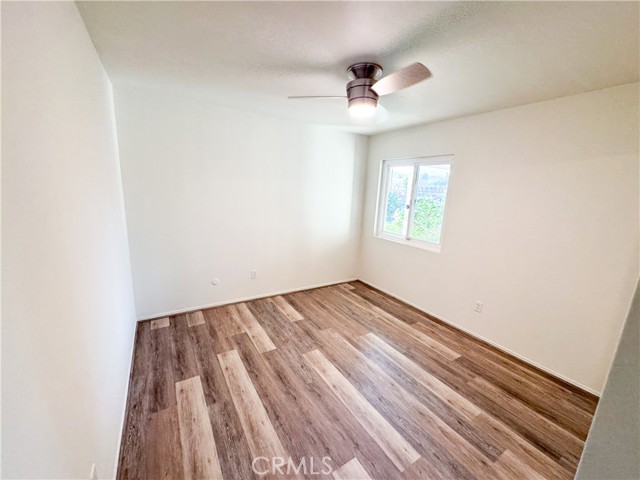 9952 Independence Avenue photo 21
