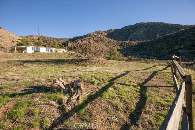 Detail Gallery Image 8 of 25 For 32010 Quirk, Acton,  CA 93510 - 3 Beds | 2 Baths