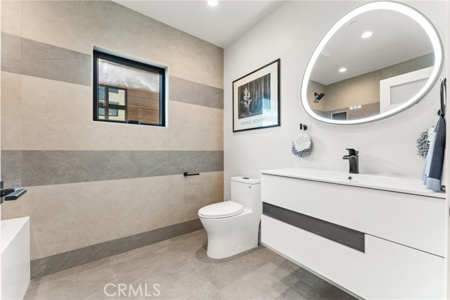 Detail Gallery Image 17 of 28 For 615 Etta St, Los Angeles,  CA 90065 - 3 Beds | 2/1 Baths