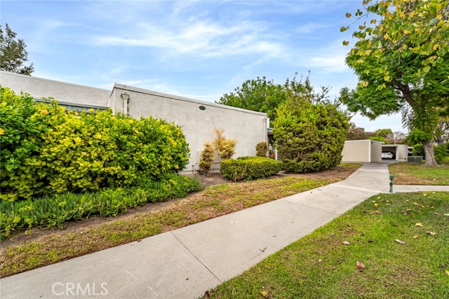 Detail Gallery Image 21 of 60 For 2220 E via Mariposa East #H,  Laguna Woods,  CA 92637 - 2 Beds | 1 Baths