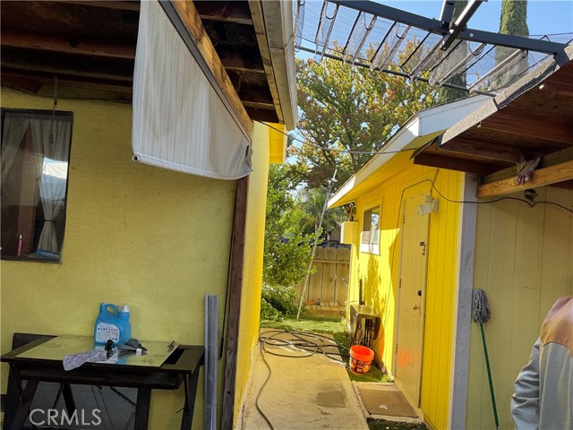 Detail Gallery Image 2 of 7 For 915 R St, Merced,  CA 95341 - 3 Beds | 1 Baths