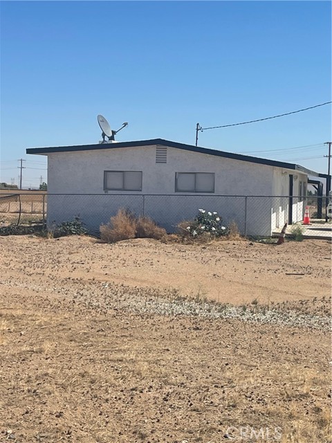 Detail Gallery Image 6 of 15 For 11252 Cactus Rd, Adelanto,  CA 92301 - 2 Beds | 1 Baths