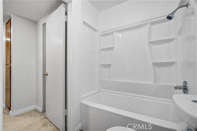 3853 Kenmore Avenue, Baldwin Park CA: https://media.crmls.org/medias/056604d7-8bb3-4284-bca9-1740aa18ea4f.jpg