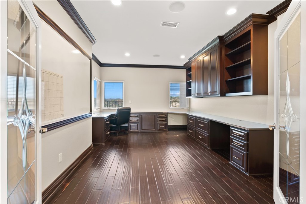 05671b34 646b 47f7 Be63 B198e9a11dde