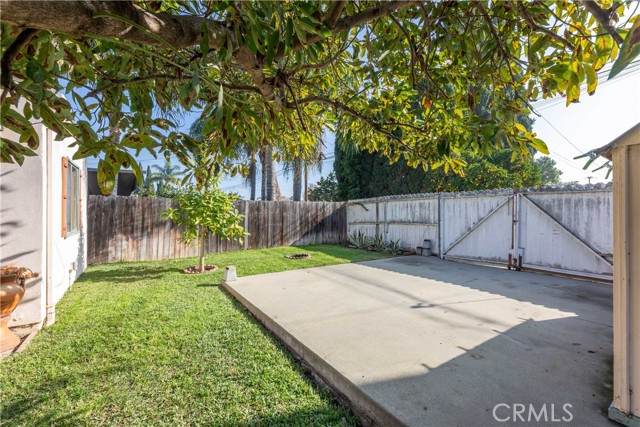 Detail Gallery Image 45 of 48 For 1228 E 64th, Long Beach,  CA 90805 - 2 Beds | 1 Baths